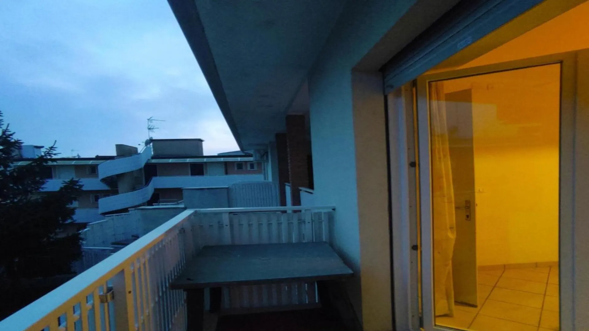 Bright And Cozy Apartment In 比比翁